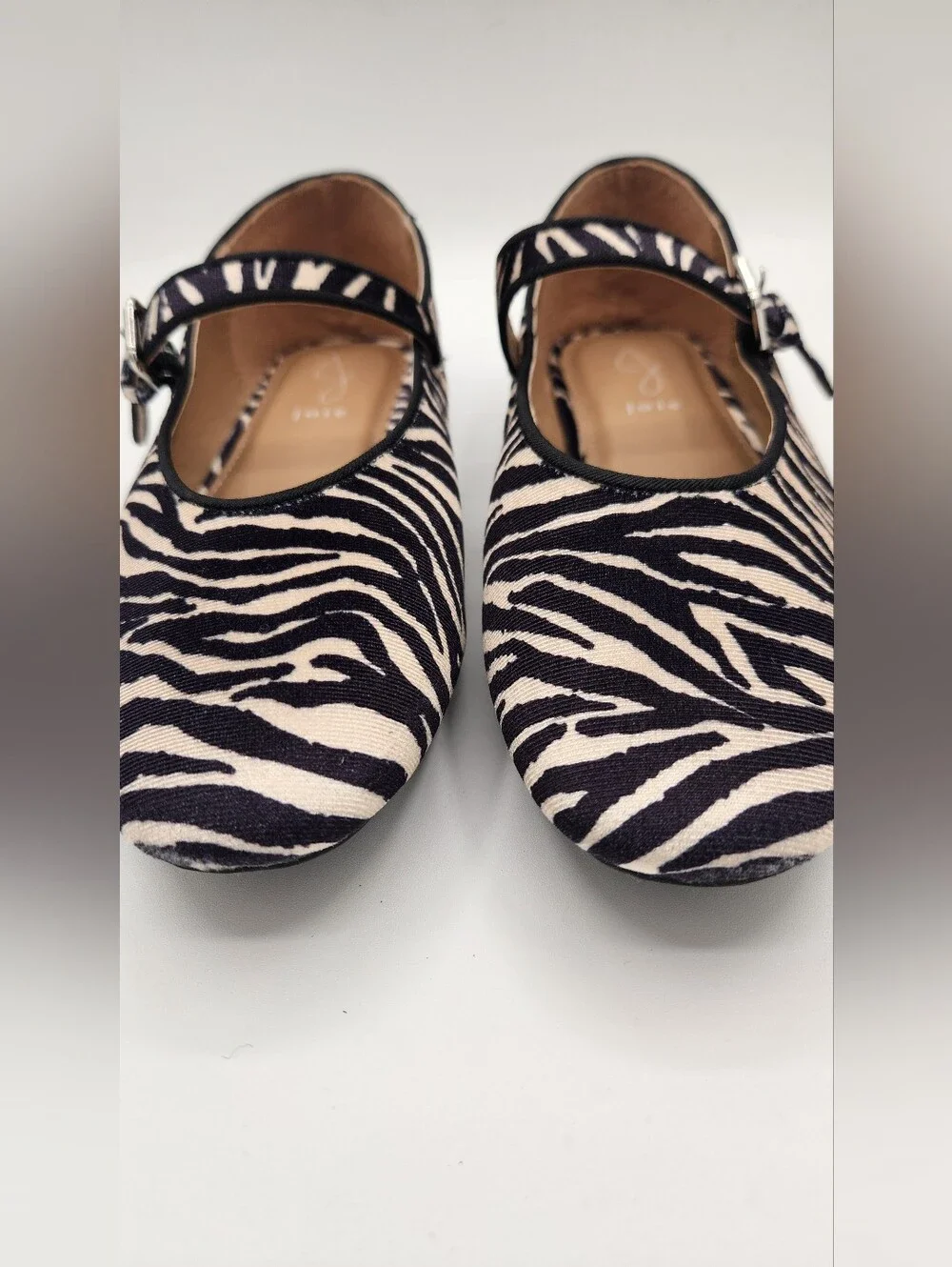 Joie chic trendy